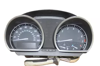 690879304 2427001 Le compteur, compteur de vitesse, tableau de bord BMW