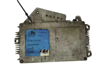 91 AB 2C 013 AB Calculateur Ford