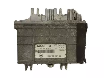 030 906 027 AA Calculateur ecu Volkswagen