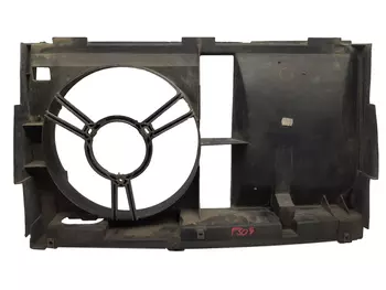 1308E7 Boitier ventilateur de radiateur Peugeot