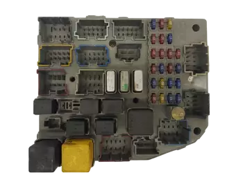 56042002L Boîtier fusibles Jeep