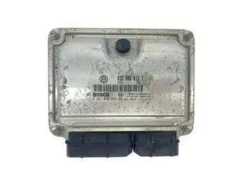 038906012T Calculateur Volkswagen