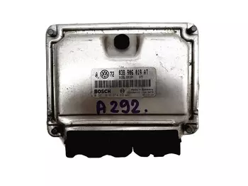 038 906 019 AT Calculateur Volkswagen
