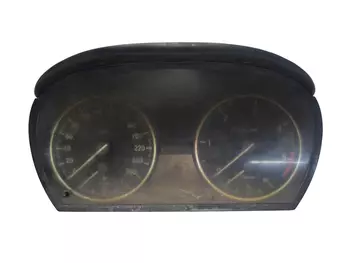 1025350-93 Bloc compteurs vitesse BMW Diesel