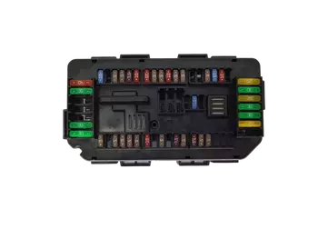 938906801 Boîtier fusibles BMW