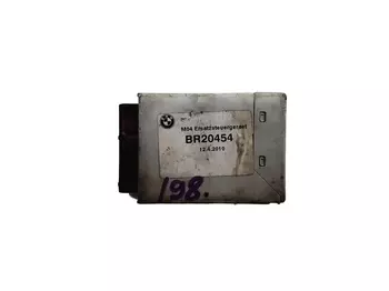 61.35-8 380 365 Calculateur BMW