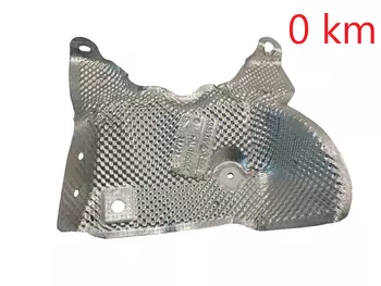 483826665R  Bouclier thermique Dacia