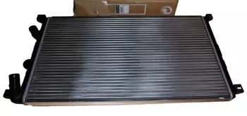 7701057119 Radiateur refroidissement moteur Renault