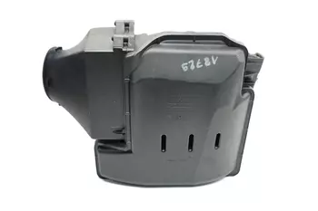 8200420871, 7700111618 Boîtier filtre a l`air Dacia Nissan Opel Renault 1,4 16v K4J / 1,6 16v K4M / 2,0 16v F4R