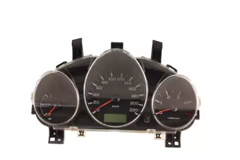 MR951772 MM0038-003 Le compteur, compteur de vitesse, tableau de bord Mitsubishi
