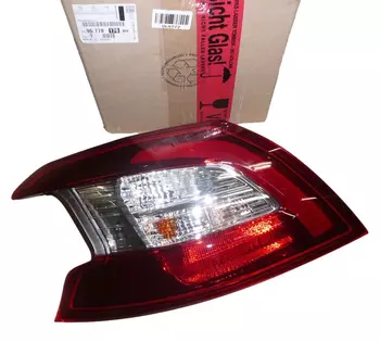 9677817680 Phare de voiture Peugeot