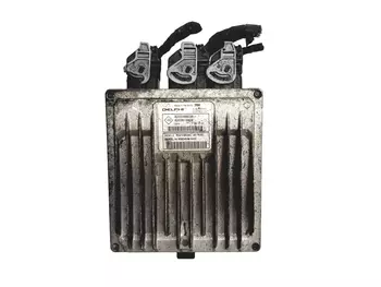 8200399038 Calculateur Renault