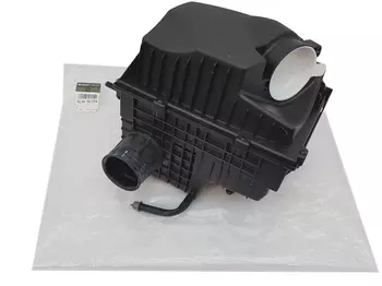 8200751534, 8200824914 Boîtier filtre a l`air Renault
