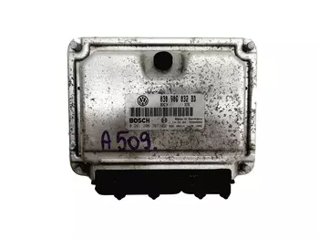 030 906 032 BD Calculateur Volkswagen