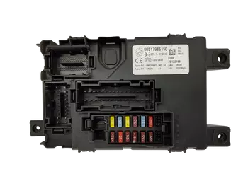00517986150 Boîtier fusibles Fiat