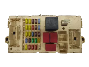 51755127 NPL  Boîtier fusibles Fiat
