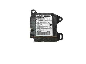 7700418152C  Calculateur Renault