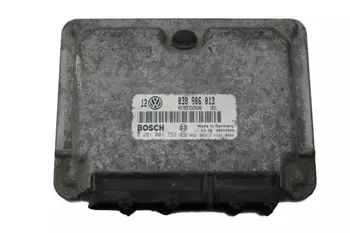 038 906 013 Calculateur d’ ordinateur ecu Volkswagen
