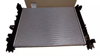 214104225R Radiateur refroidissement moteur Dacia
