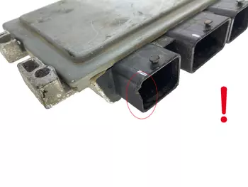 8V21-12A650-SF Calculateur Ford
