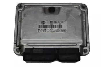 038 906 012 AN Calculateur d’ ordinateur ecu Volkswagen