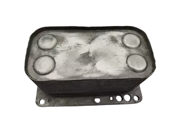 8200797762,  8200781898, Refroidisseur d`huile Nissan Opel Renault 2,0 dci 1995 ccm M9R