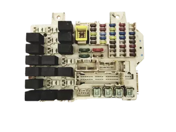 MN108319 5J14 Boîtier fusibles Mitsubishi