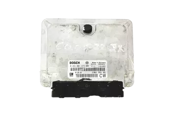 09 136 118  Calculateur Opel