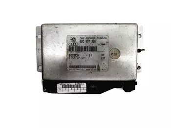 8D0907389 Calculateur Volkswagen