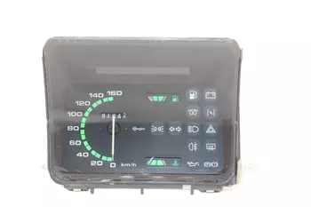195.576.02 19557602 Le compteur, compteur de vitesse, tableau de bord Seat