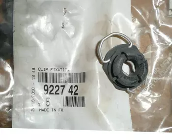 9227.42,  922742 Fixation Citroen