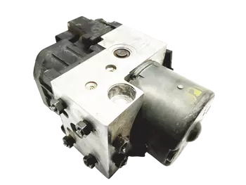 476608F815 Pompe abs Nissan