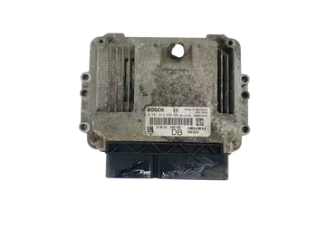 55560810DB Calculateur Opel