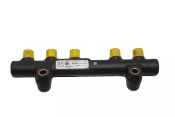 1570Q4 1570 Q4 1570.Q4 Rampe d'injection Citroen Peugeot _1,4 HDI / 1,4 TDCi / 1,6 HDI / 1,6 TDCi