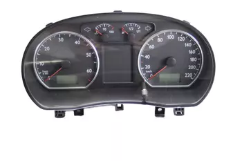 110 080 124 043 VW 6Q0 Le compteur, compteur de vitesse, tableau de bord Volkswagen Benzyna