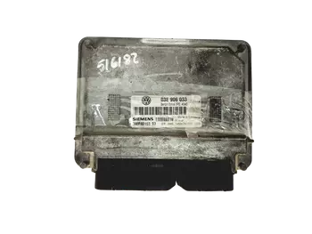 03E 906 033   Calculateur Volkswagen